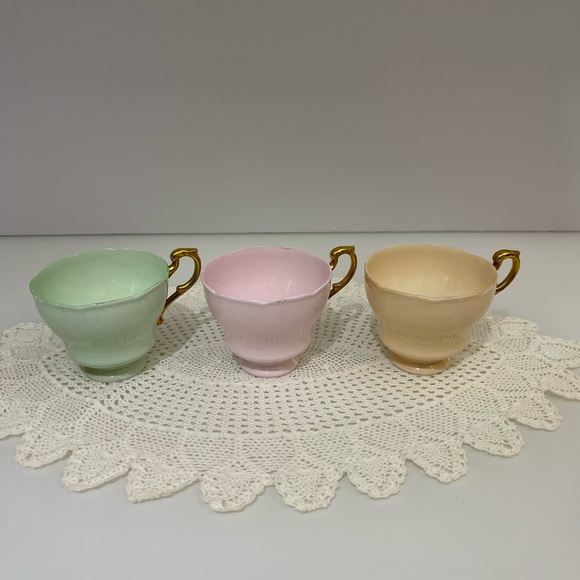 Pretty Pastel Vintage Teacups - Picture 4 of 11